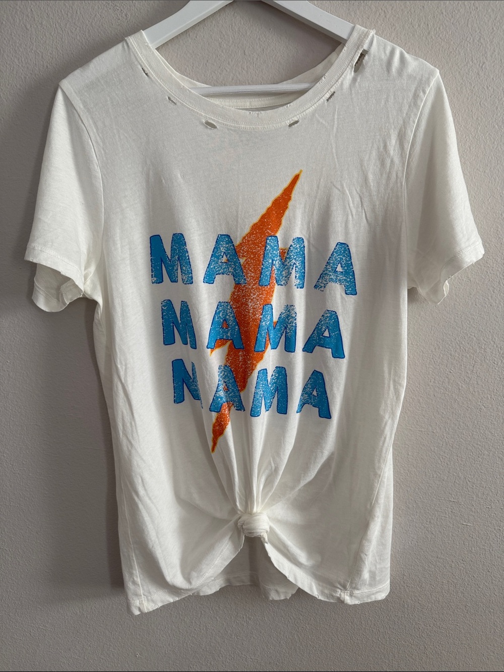 Vintage Canvas Distressed 'MAMA' Lightning Bolt Graphic Tee Medium - [SG0852]